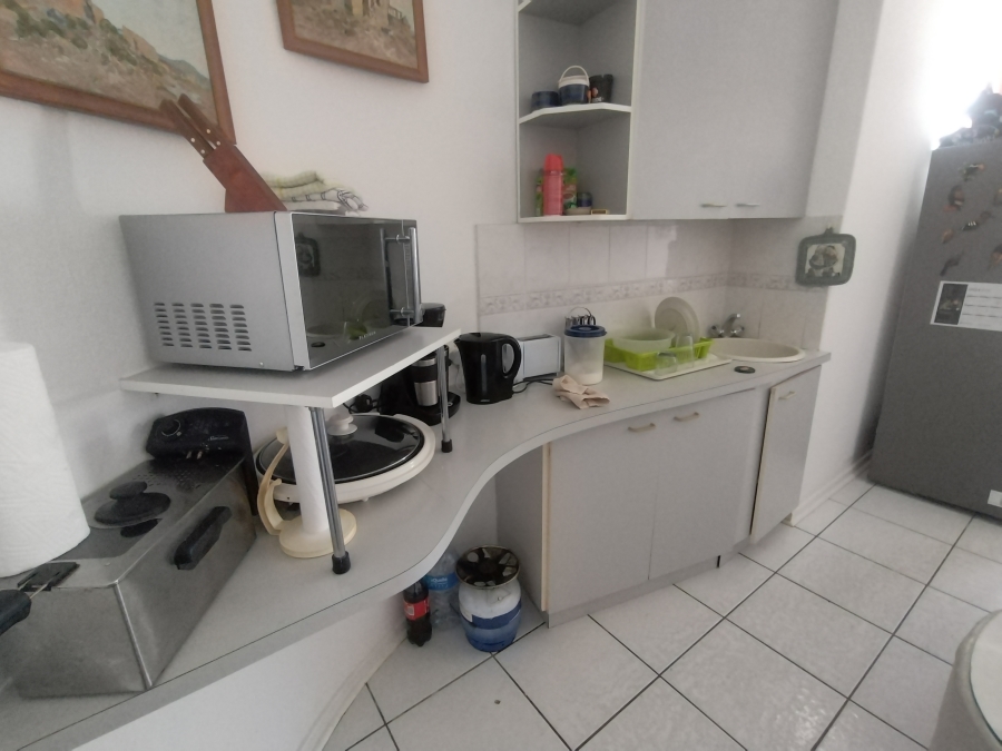4 Bedroom Property for Sale in Wavecrest Eastern Cape